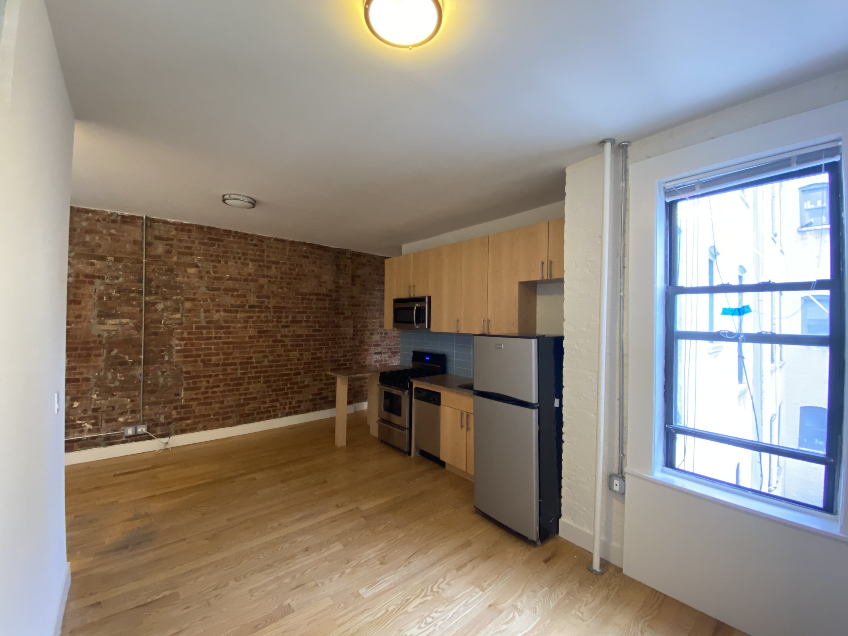 332 East 18th Street, Unit 16 Manhattan, NY 10003 - Photo 3 of 12