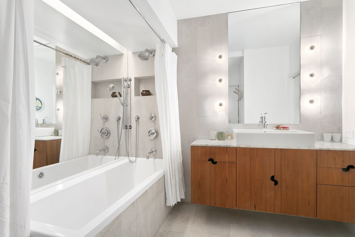 366 East 8th Street, Unit 4 Manhattan, NY 10009 - Photo 4 of 8