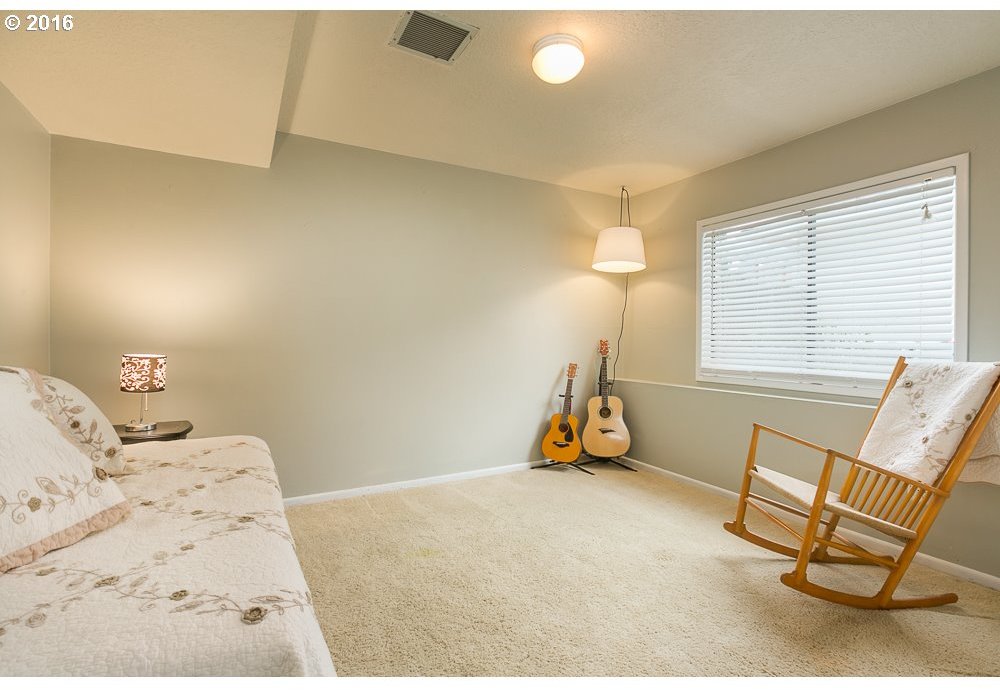 2230 Southwest 106th Place Portland, OR 97225 - Photo 16 of 21