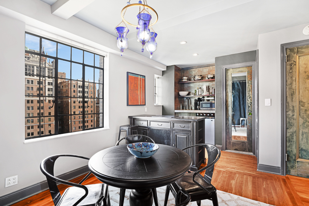 320 East 42nd Street, Unit 1901 Manhattan, NY 10017 - Photo 6 of 17