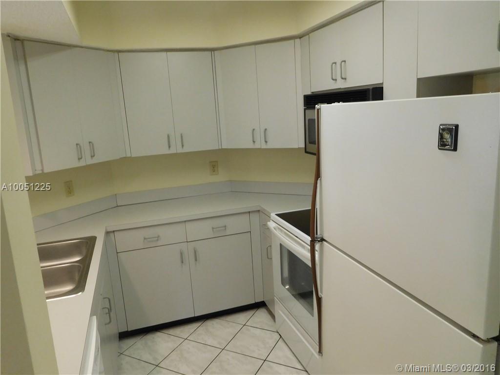9759 Southwest 138th Avenue, Unit HB2R Miami, FL 33186 - Photo 7 of 15
