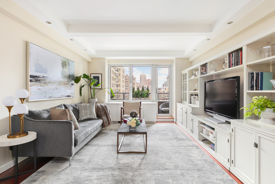 120 East 79th Street, Unit 14C Manhattan, NY 10075 - Photo 2 of 11