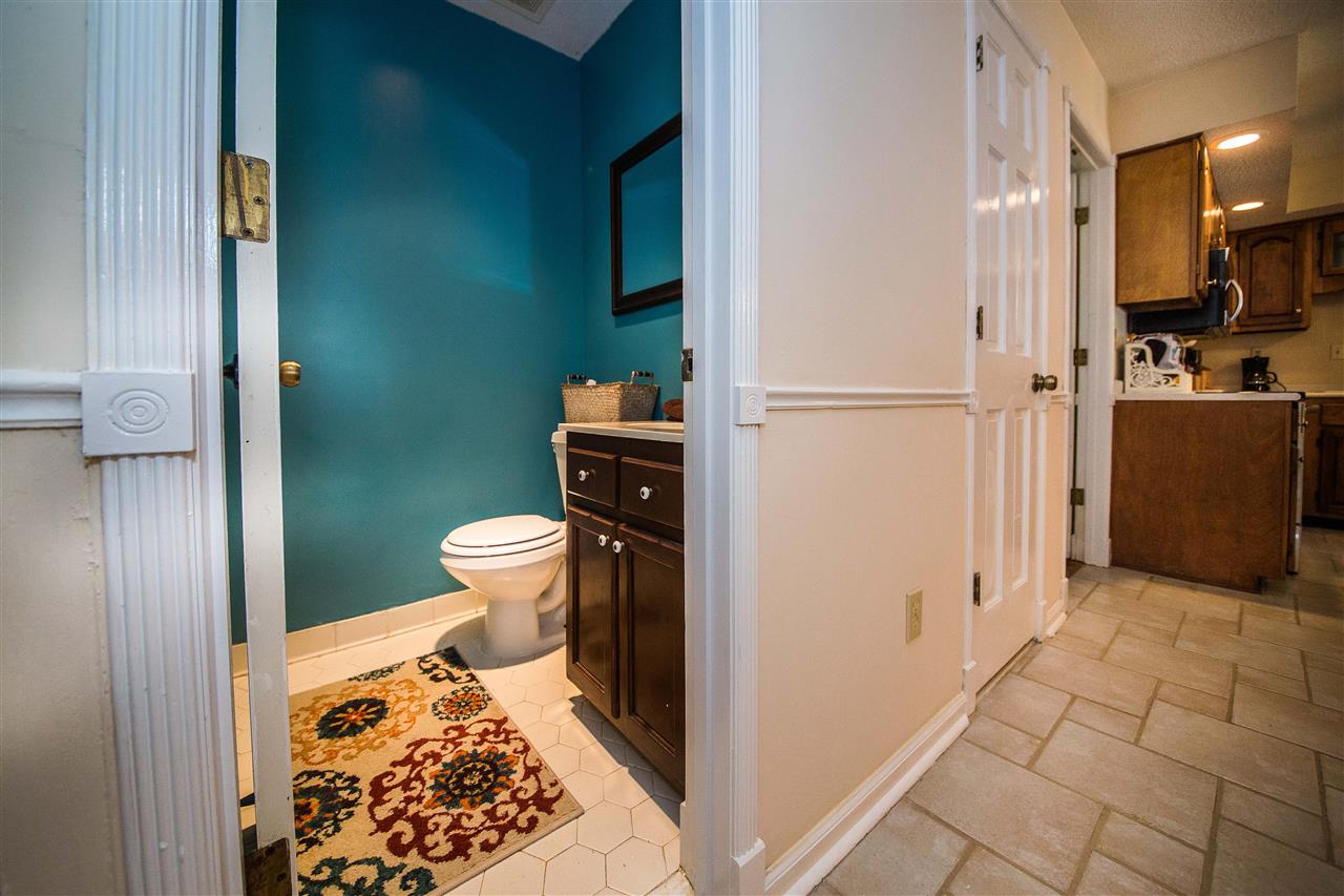 124 East Powell Road Collierville, TN 38017 - Photo 7 of 25 Gallery Image 7