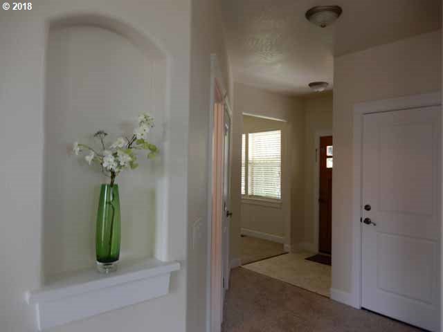 24807 Sertic Road Veneta, OR 97487 - Photo 15 of 29 Gallery Image 15