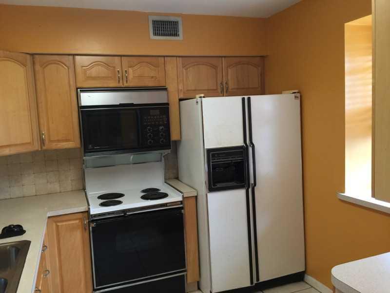 4640 West McNab Road, Unit B2 Pompano Beach, FL 33069 - Photo 8 of 14 Gallery Image 8