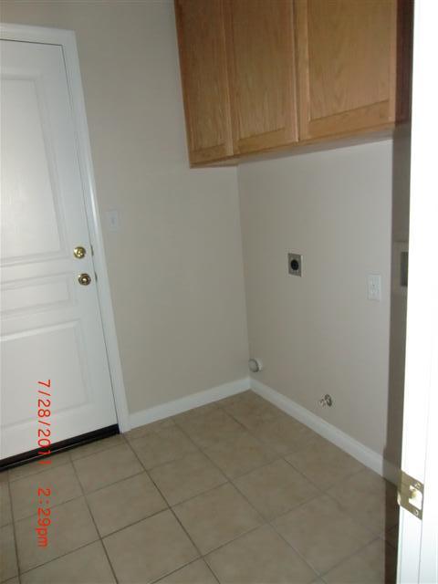 11714 Revolution Road Bakersfield, CA 93312 - Photo 16 of 17 Gallery Image 16