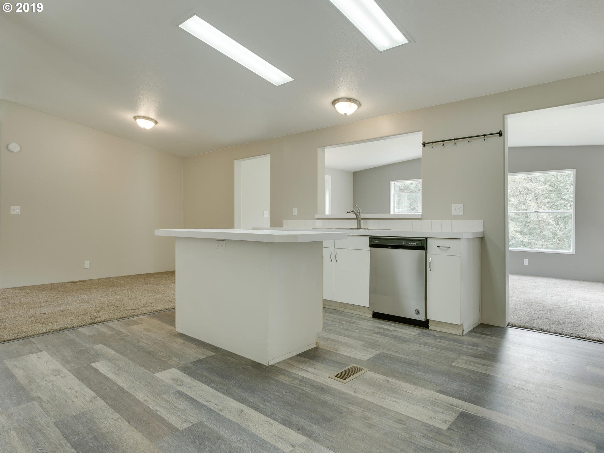 16439 South Redland Road Oregon City, OR 97045 - Photo 8 of 30 Gallery Image 8