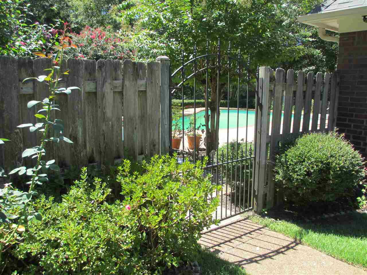 485 Brook Ridge Circle Memphis, TN 38018 - Photo 19 of 19 Gallery Image 19