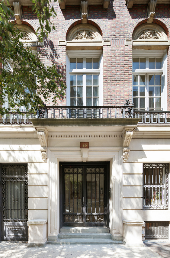 45 East 68th Street Manhattan, NY 10065 - Photo 2 of 10