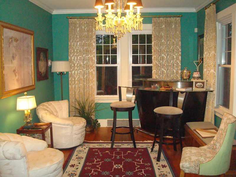1174 Greentree Road Green Tree, PA 15220 - Photo 7 of 25 Gallery Image 7