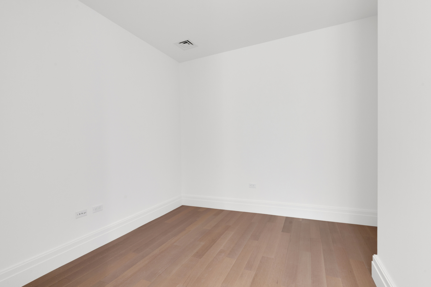 100 Barclay Street, Unit 12P Manhattan, NY 10007 - Photo 7 of 9