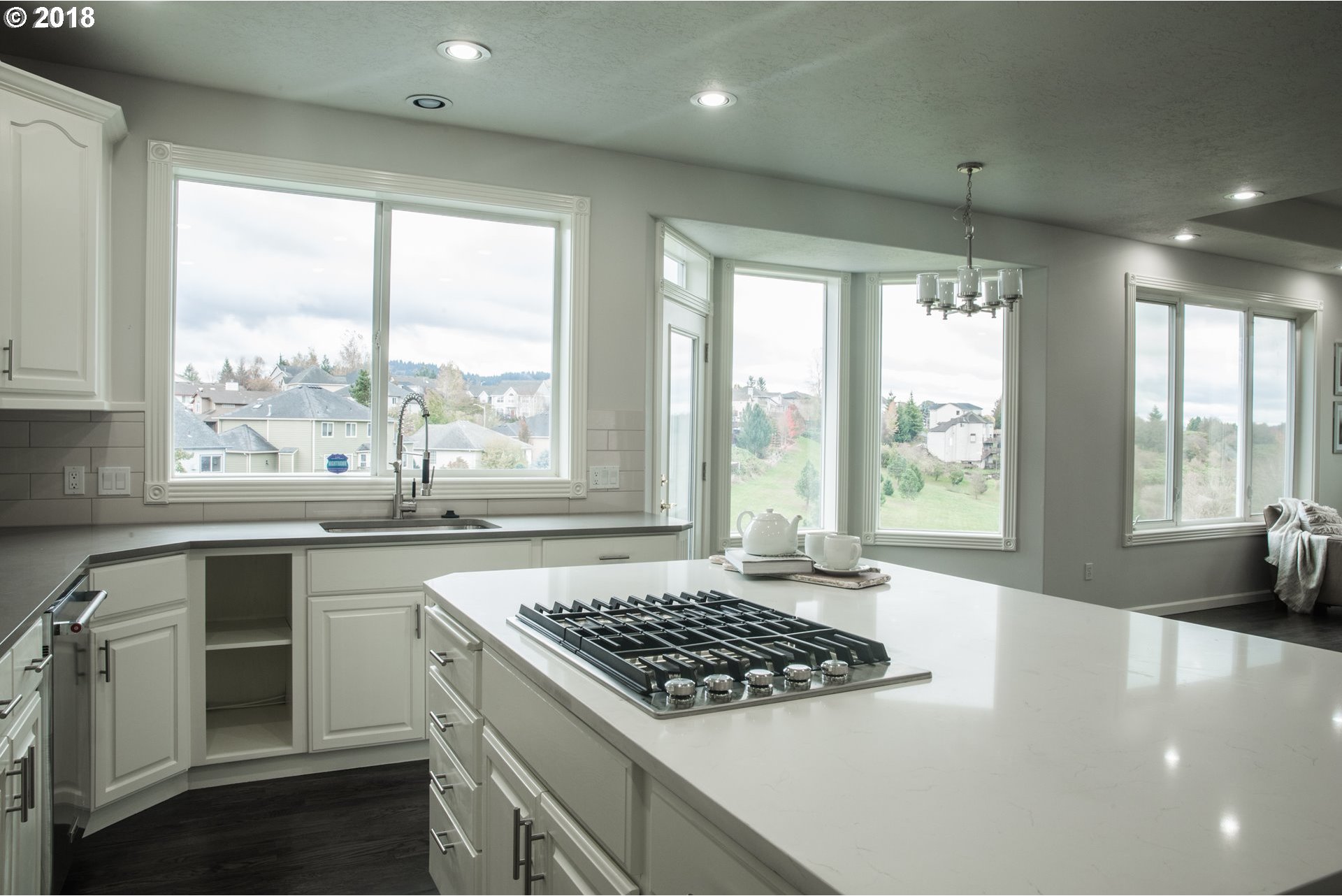 2318 Southwest Border Way Gresham, OR 97080 - Photo 8 of 15 Gallery Image 8
