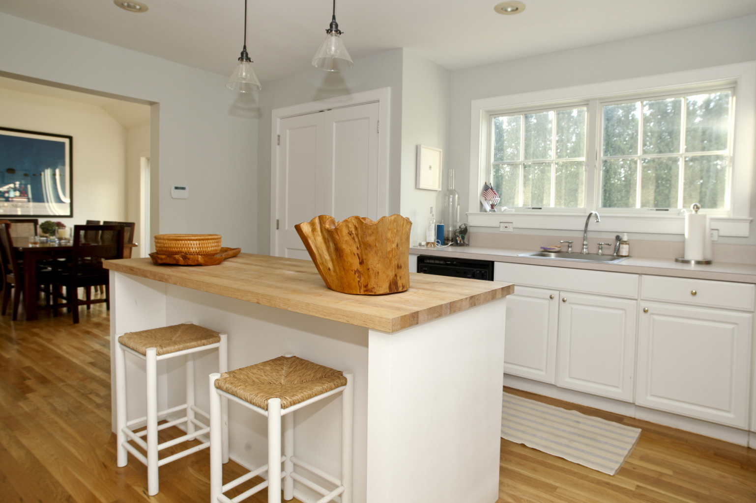 268 North Sea Road Southampton, NY 11968 - Photo 4 of 8