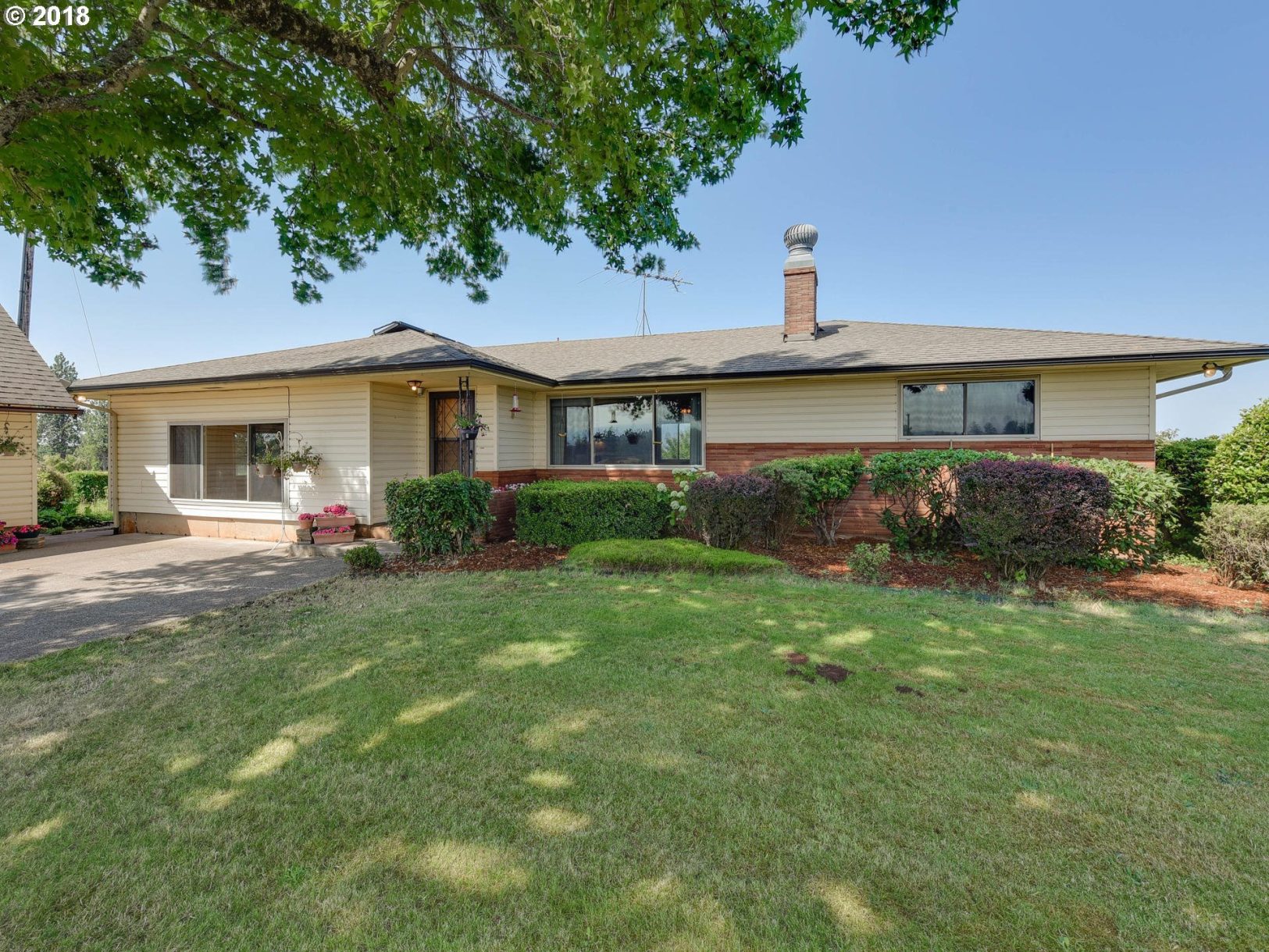 15171 South Spangler Road Oregon City, OR 97045 - Photo 1 of 32 Gallery Image 1