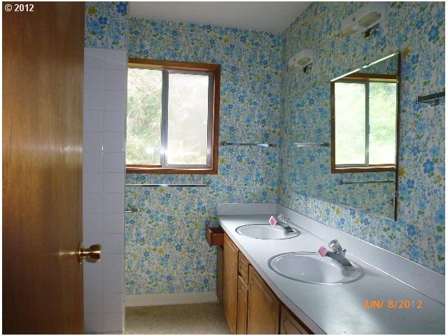 37049 Southeast Loudon Road Corbett, OR 97019 - Photo 8 of 9