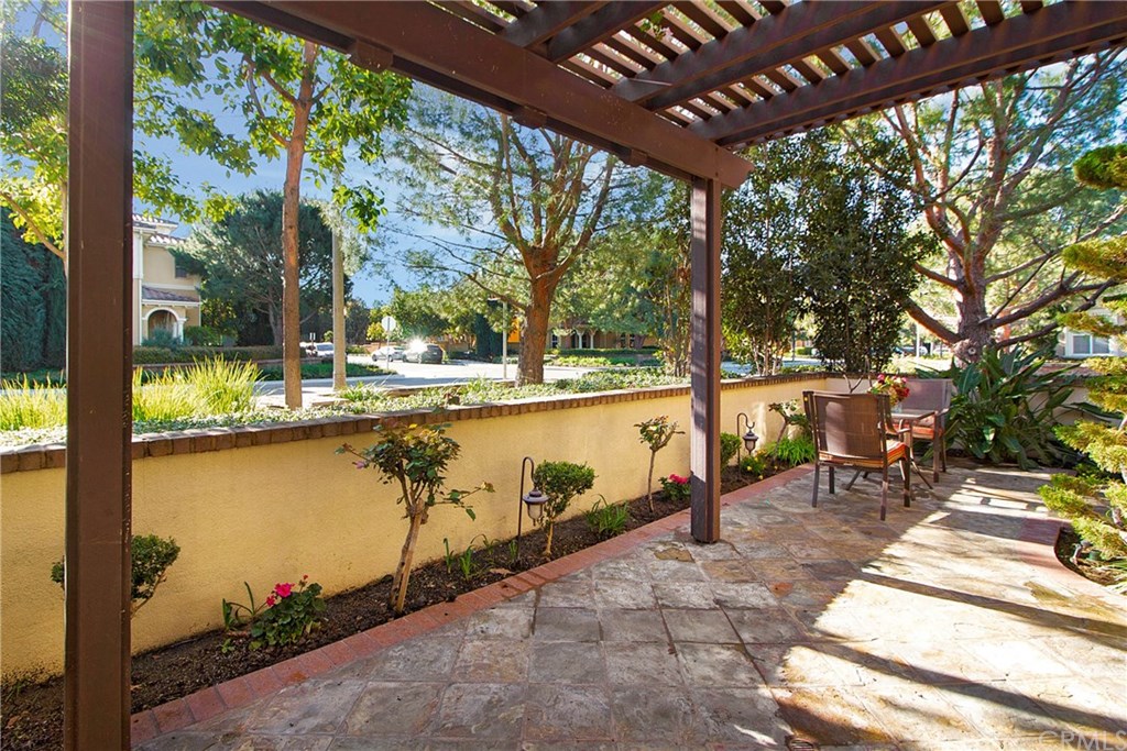 95 Chantilly Irvine, CA 92620 - Photo 9 of 40