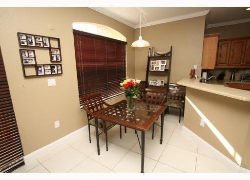 932 Southwest 154th Path, Unit 932 Miami, FL 33194 - Photo 6 of 13 Gallery Image 6