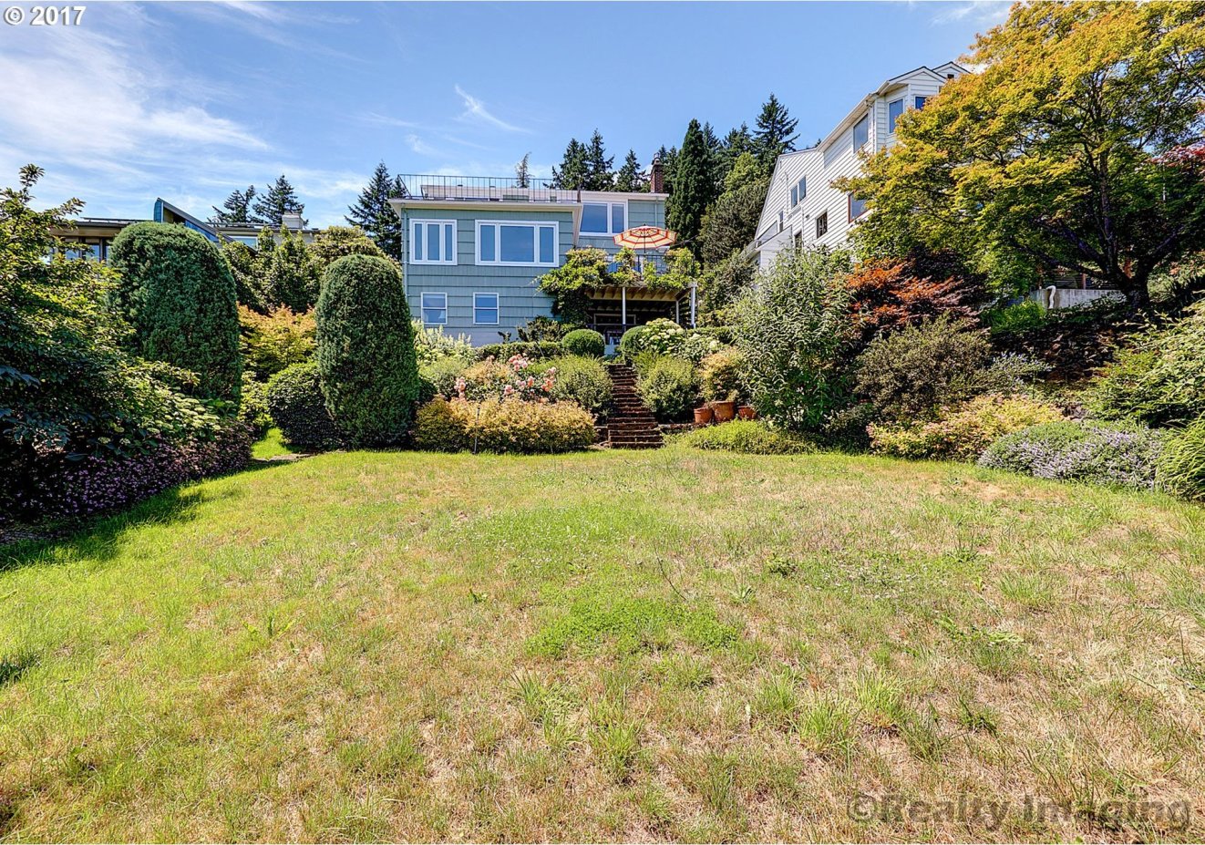 4128 Southwest Condor Avenue Portland, OR 97239 - Photo 27 of 28 Gallery Image 27
