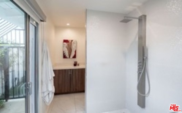 22719 Federalist Road Calabasas, CA 91302 - Photo 20 of 23