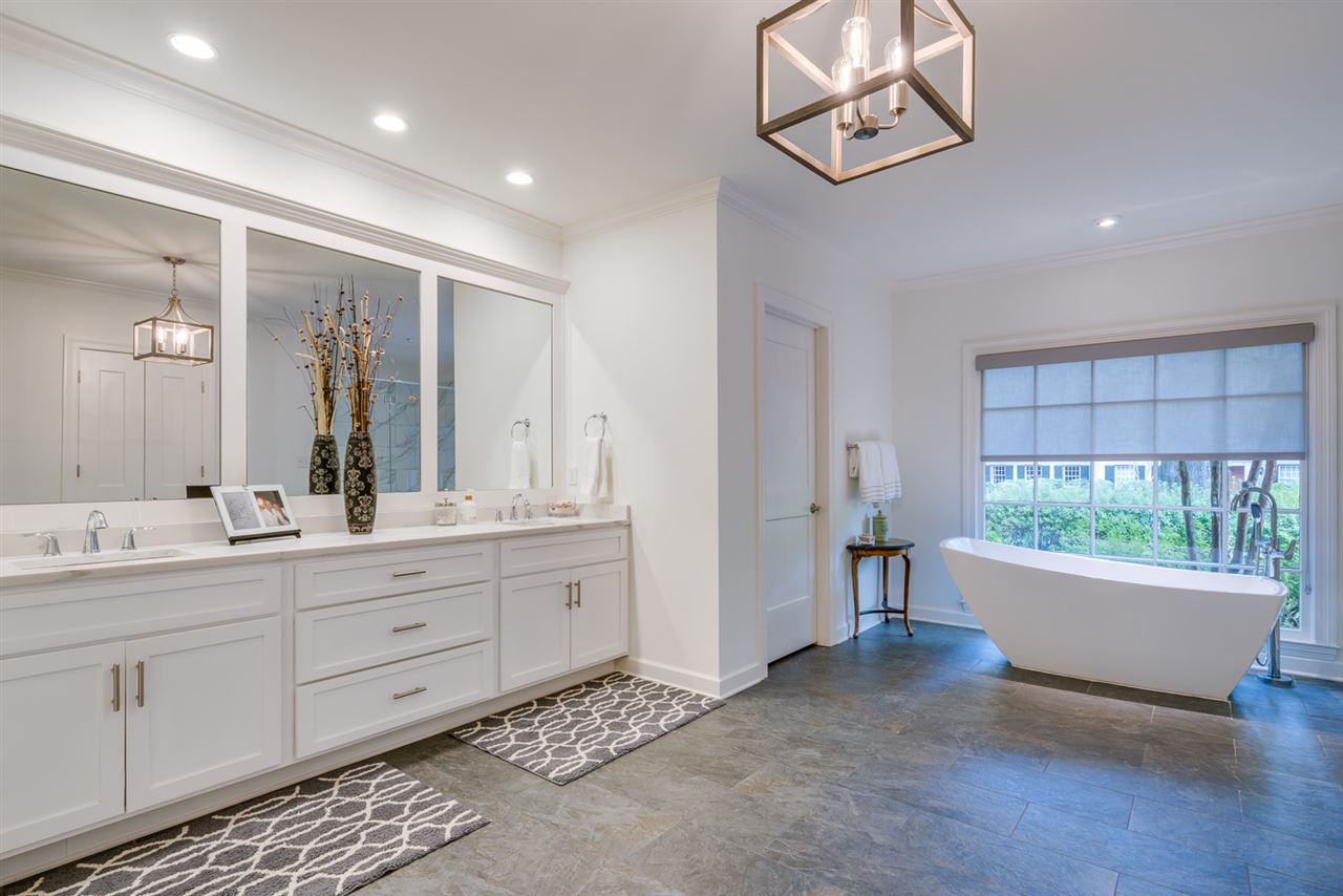 479 Ripplebrook Road Memphis, TN 38120 - Photo 12 of 25 Gallery Image 12