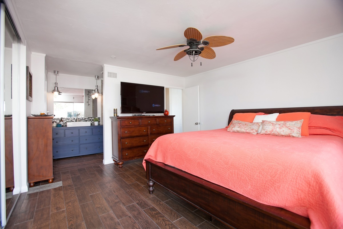 3123 Villa Colina Spring Valley, CA 91978 - Photo 12 of 25 Gallery Image 12