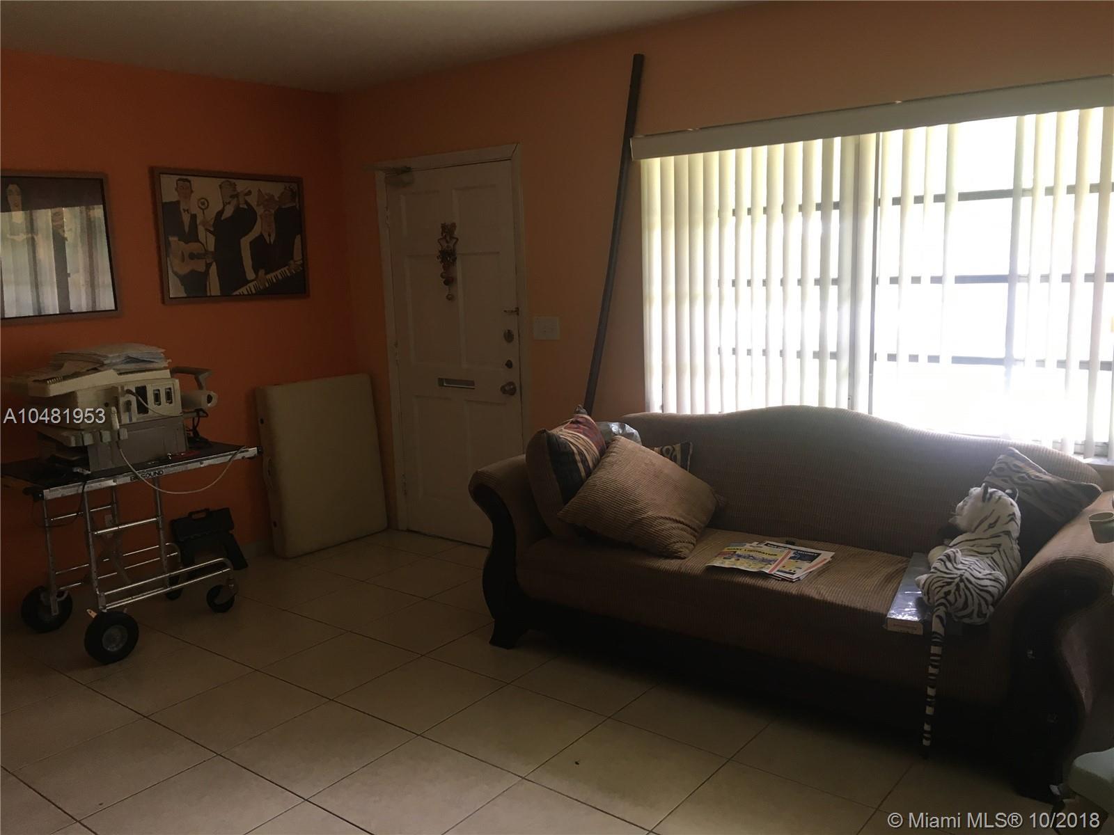 11720 Southwest 81st Road Pinecrest, FL 33156 - Photo 36 of 50 Gallery Image 36