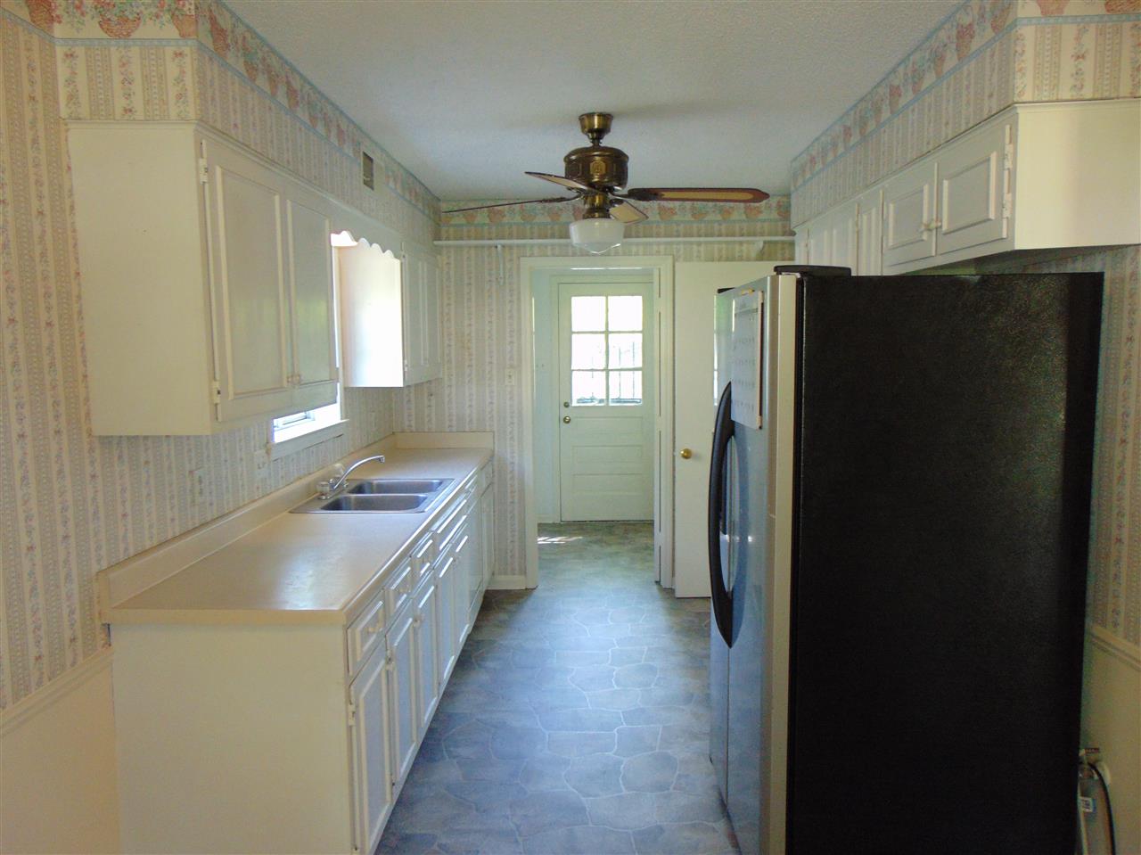 1026 Tatum Road Memphis, TN 38122 - Photo 4 of 15