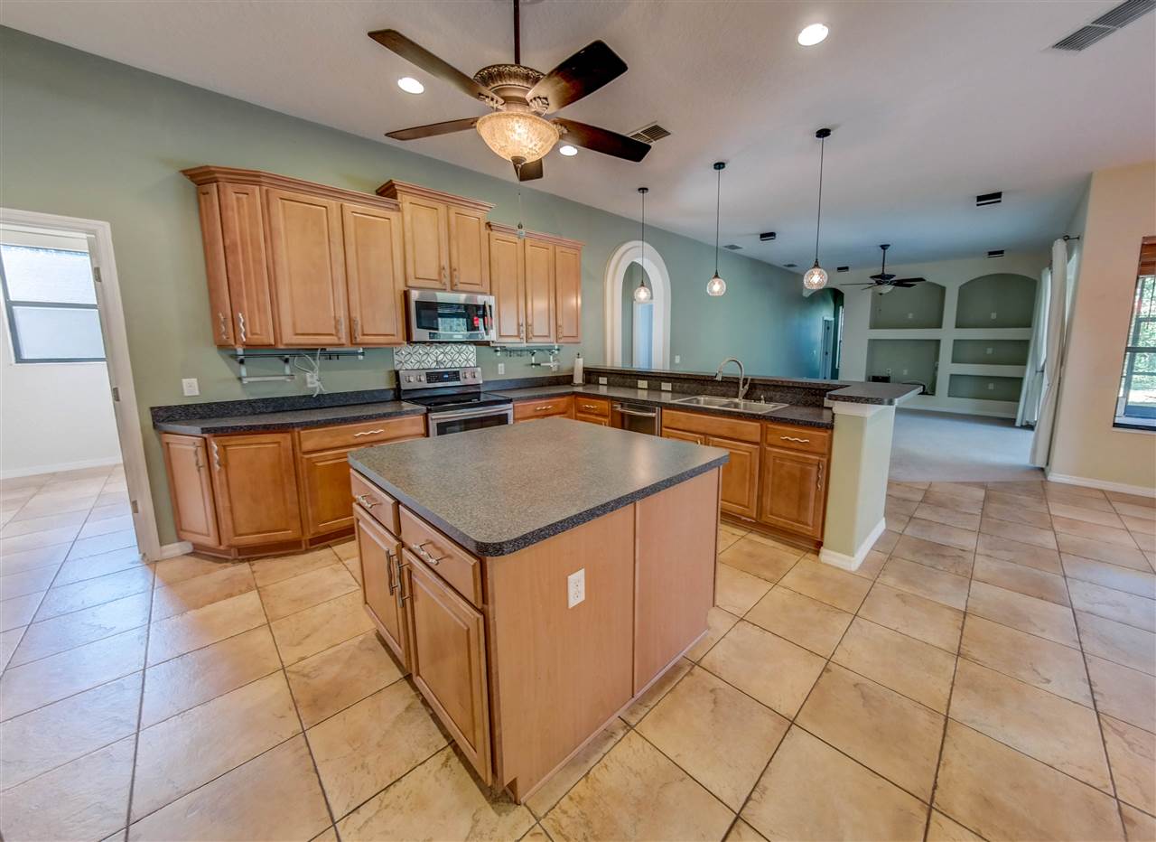 21 Rambling Lane Palm Coast, FL 32164 - Photo 7 of 50 Gallery Image 7
