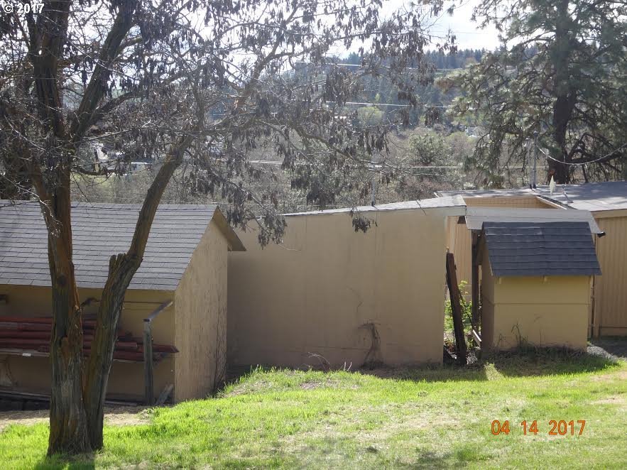 1701 Cherry Heights Road The Dalles, OR 97058 - Photo 9 of 29 Gallery Image 9