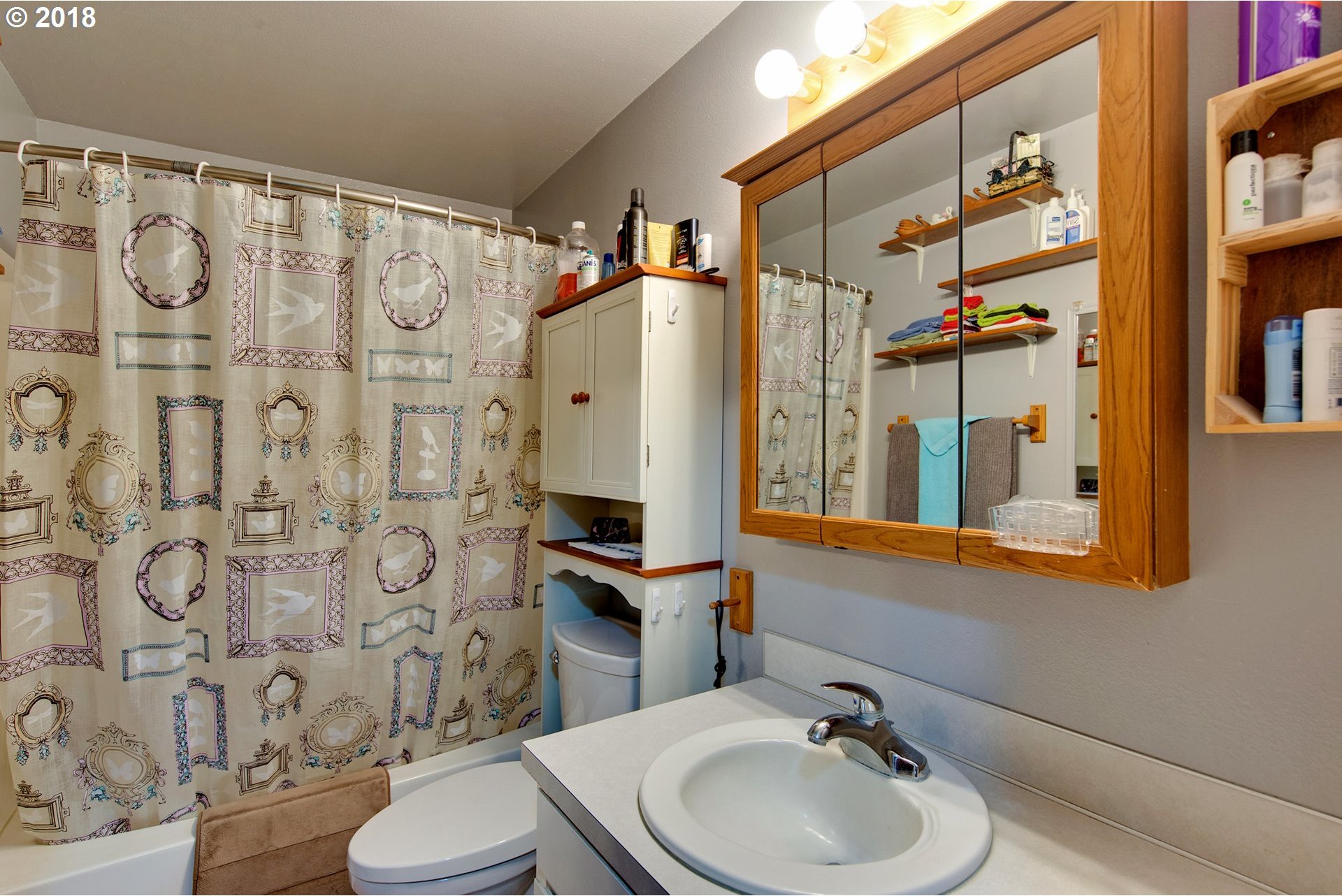 14 Henderson Road Lyle, WA 98635 - Photo 13 of 32 Gallery Image 13