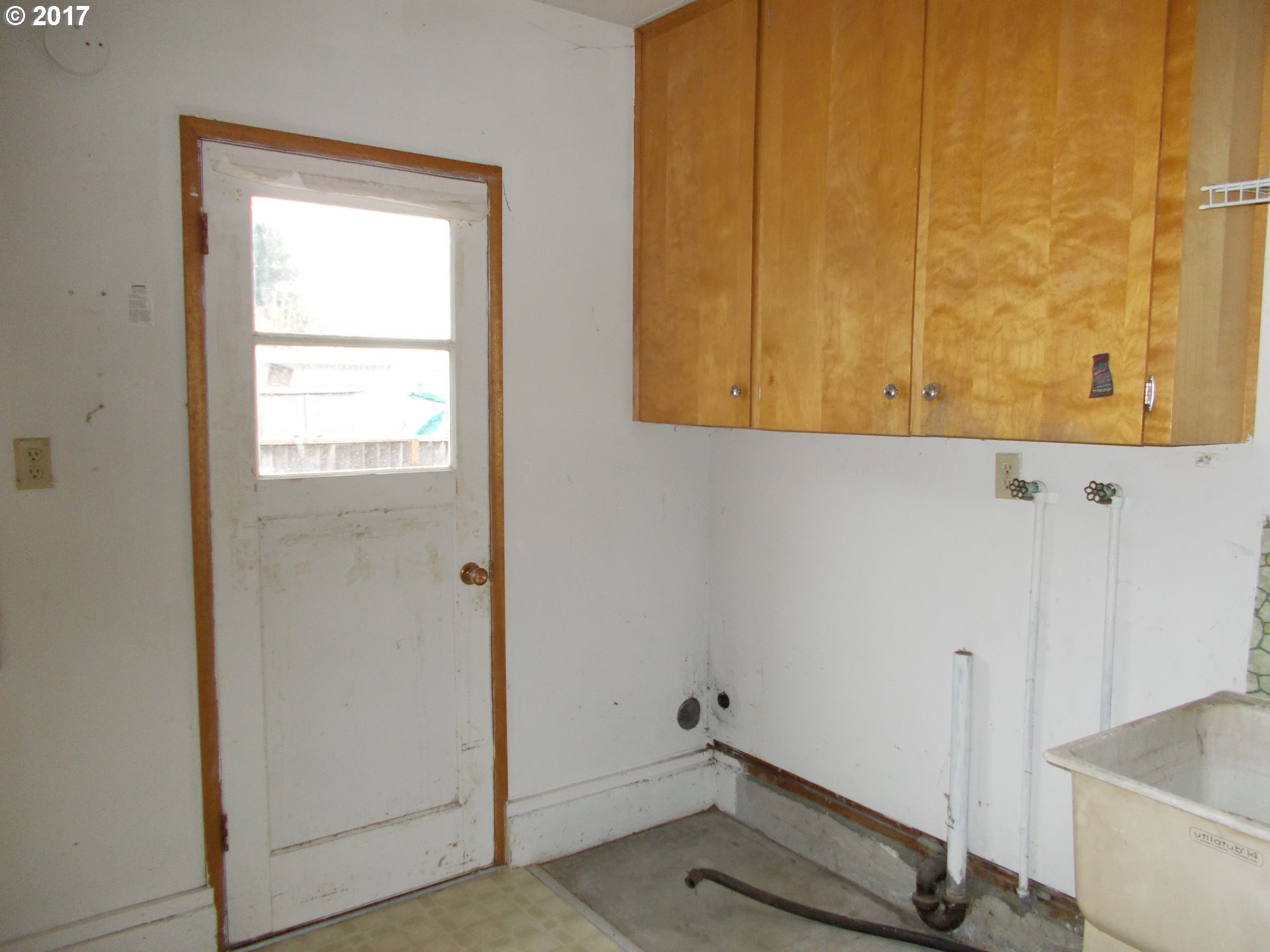 2312 Umpqua Road Woodburn, OR 97071 - Photo 8 of 8 Gallery Image 8