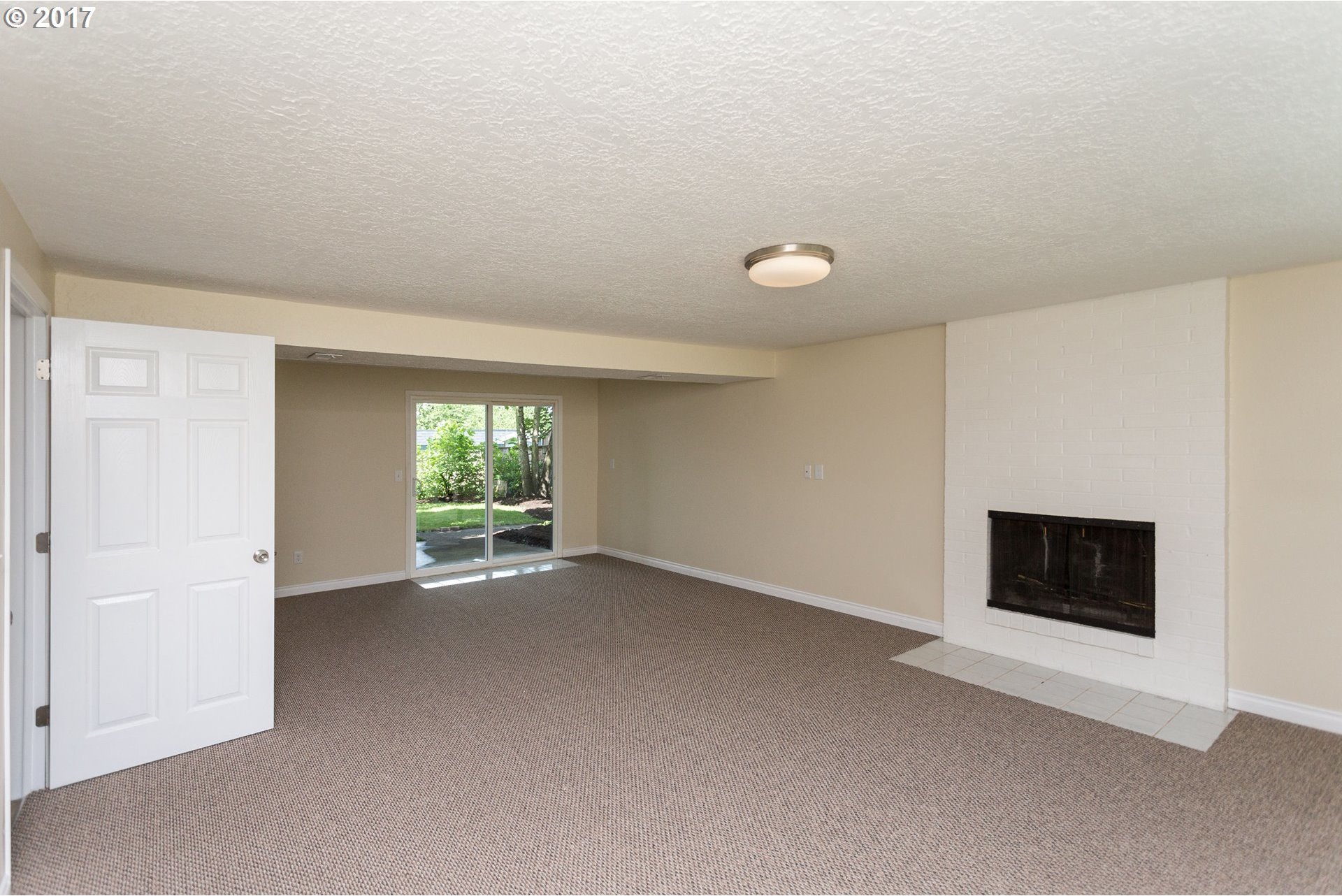 11955 Southwest Cheshire Road Beaverton, OR 97008 - Photo 26 of 31 Gallery Image 26