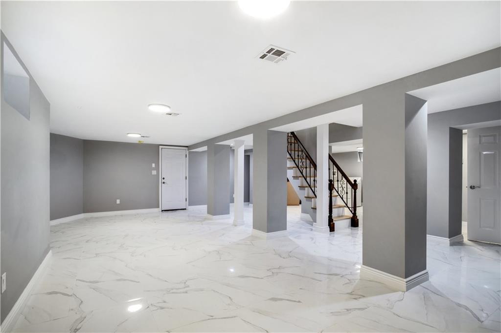 18 Buckingham Road Brooklyn, NY 11226 - Photo 13 of 15