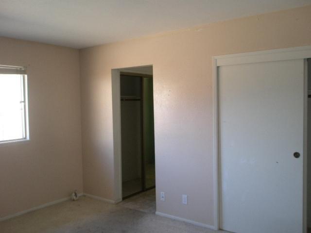 228 East Hayden Avenue Ridgecrest, CA 93555 - Photo 7 of 14