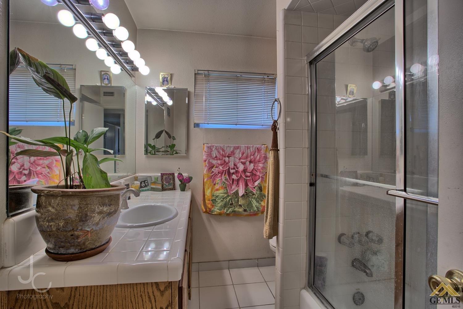 3839 Renfro Road Bakersfield, CA 93314 - Photo 14 of 18