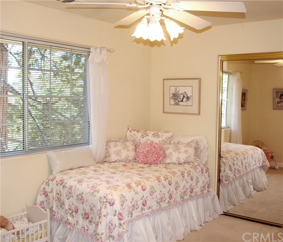 375 Grandview Road Twin Peaks, CA 92391 - Photo 18 of 30 Upstairs bedroom 2