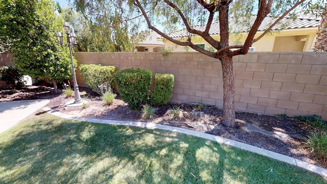 19177 Kanbridge Street Apple Valley, CA 92308 - Photo 55 of 60