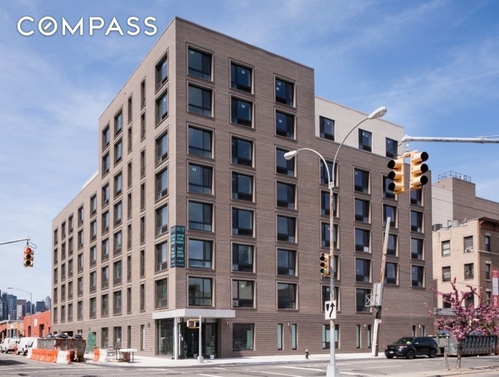 44-72 11th Street, Unit A602 Queens, NY 11101 - Photo 7 of 12