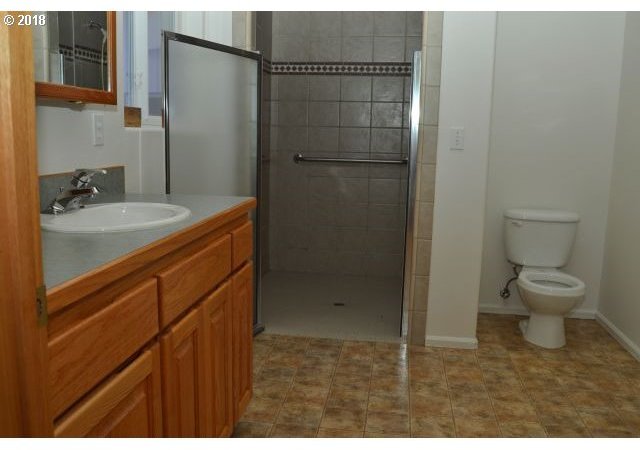 9026 South Myrtle Road Myrtle Creek, OR 97457 - Photo 15 of 22 Gallery Image 15