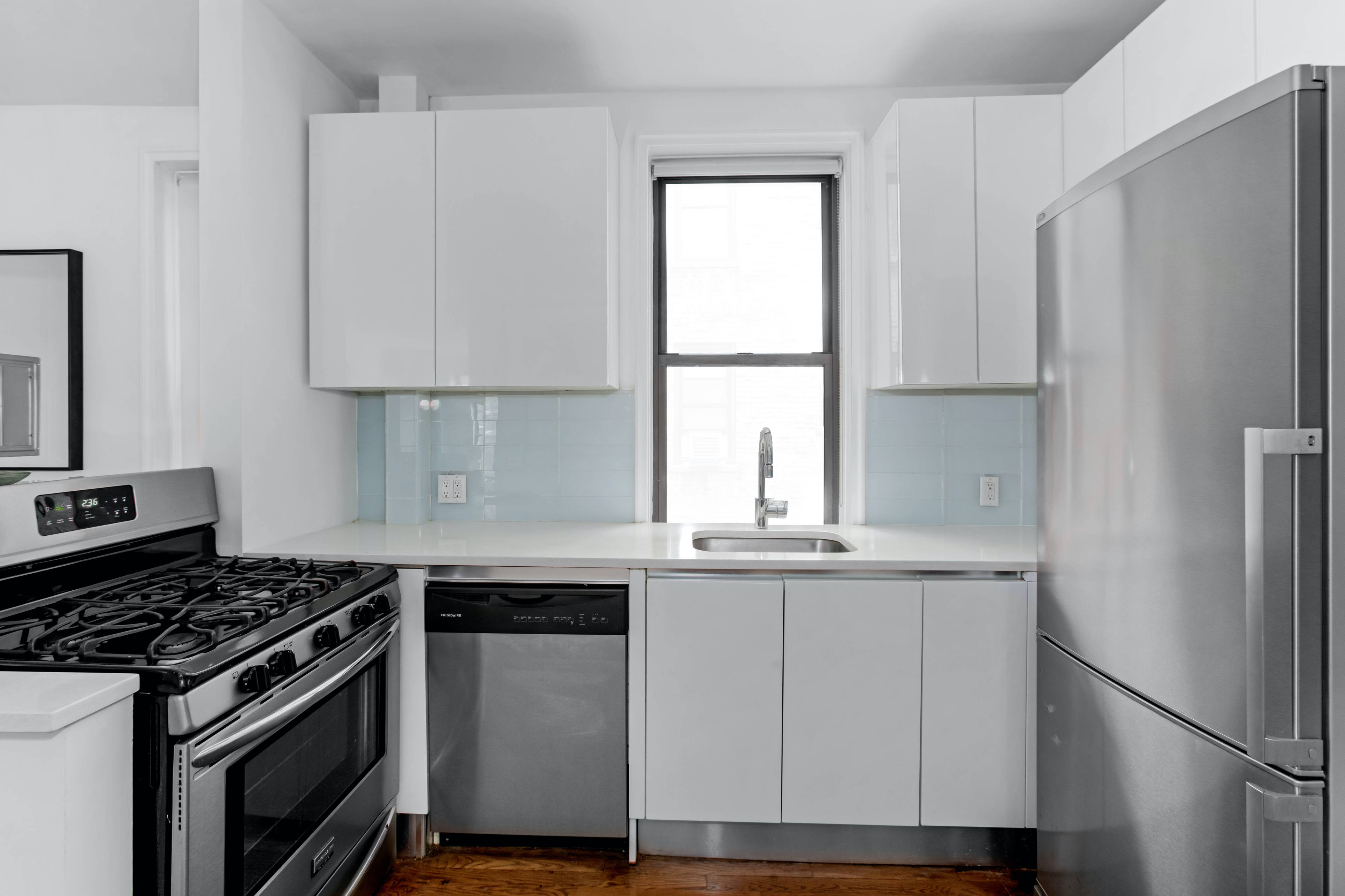 245 West 25th Street, Unit 1C Manhattan, NY 10001 - Photo 3 of 14