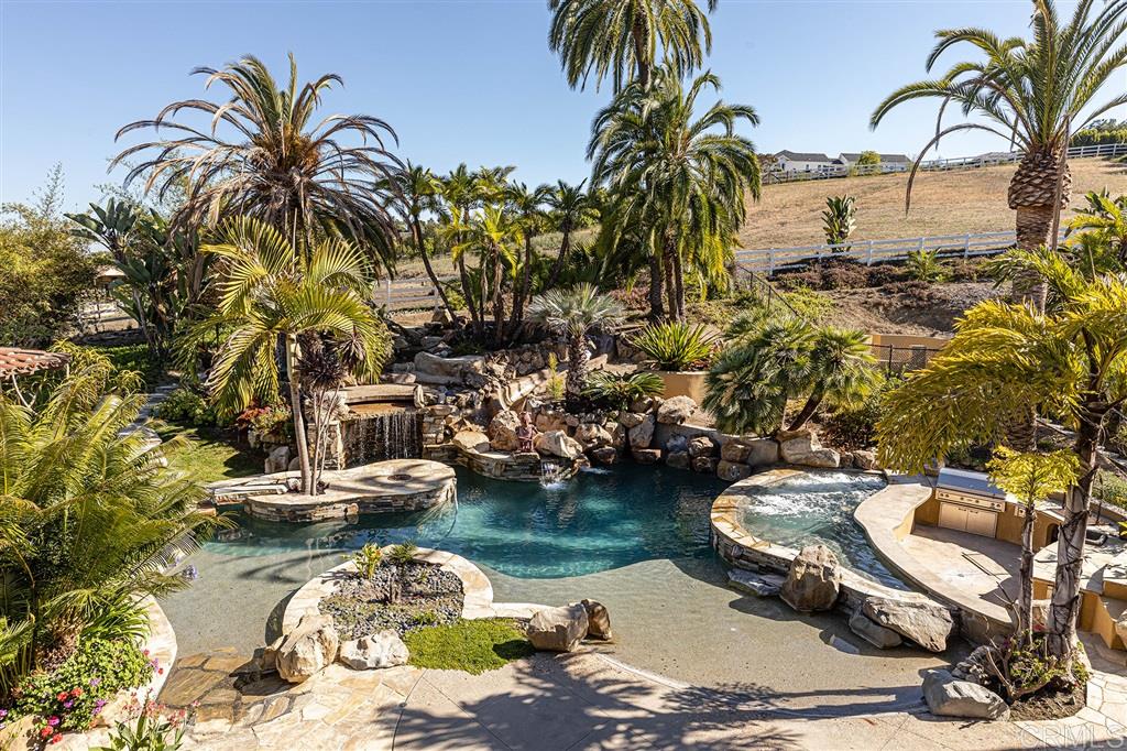 3430 Via Monteverde Encinitas, CA 92024 - Photo 15 of 25