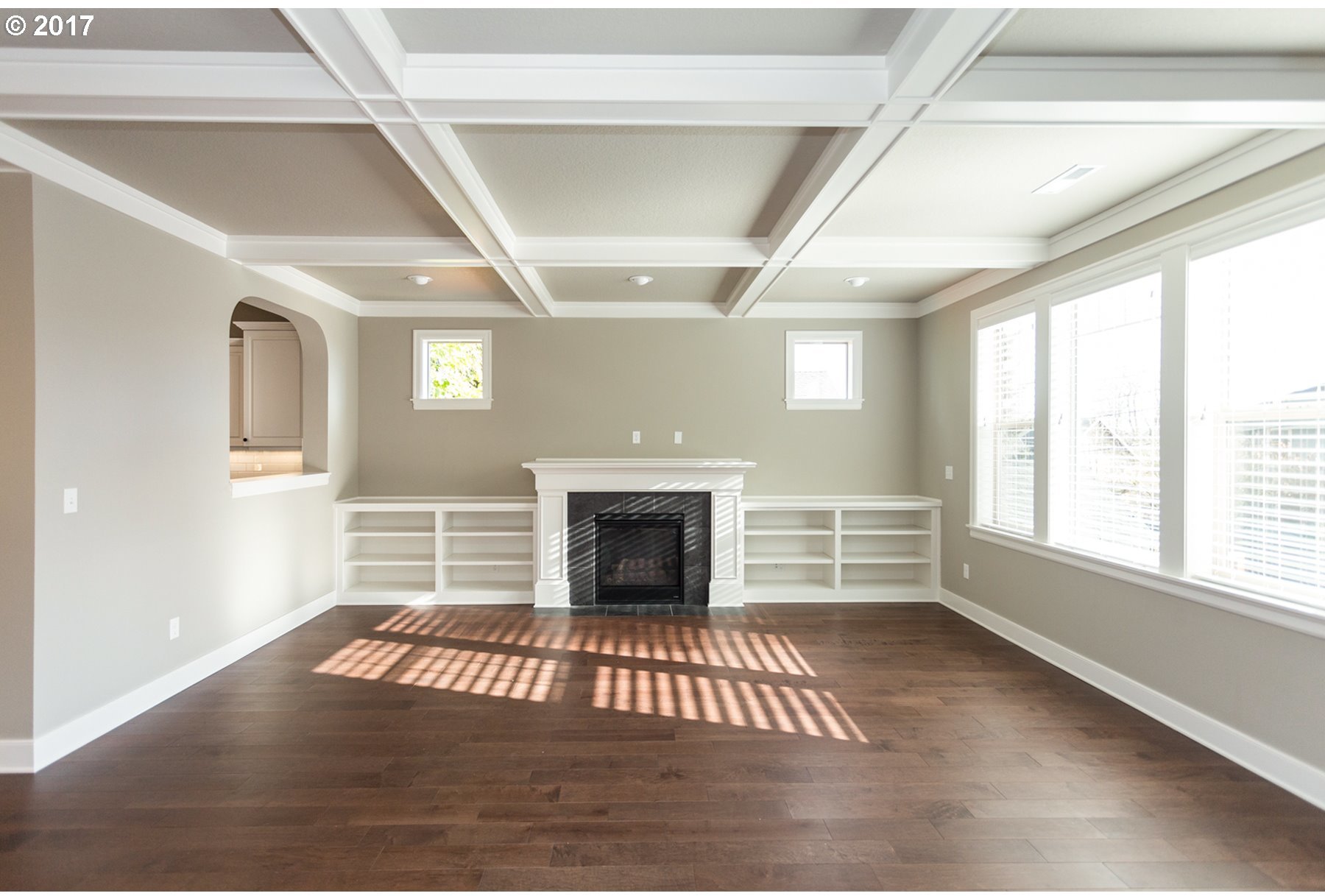25 Southwest Lowa Street Portland, OR 97239 - Photo 11 of 19 Gallery Image 11