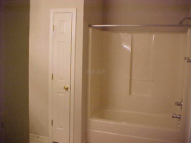 6975 Manslick Road Cordova, TN 38018 - Photo 7 of 23