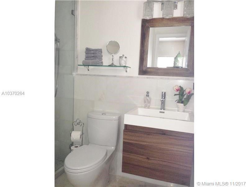 2271 Southwest 22nd Terrace Miami, FL 33145 - Photo 12 of 15