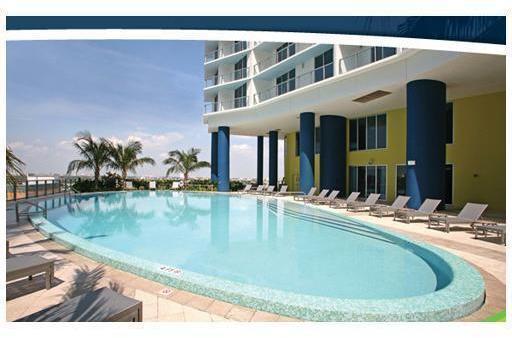 185 Southwest 7th Street, Unit 2412 Miami, FL 33130 - Photo 6 of 18