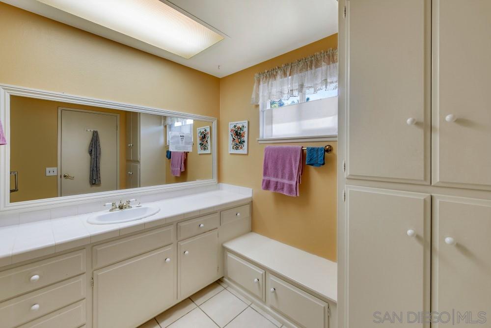 12040 Callado Road San Diego, CA 92128 - Photo 17 of 20