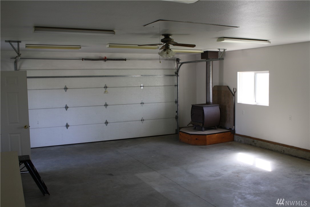 3040 East Taneum Road Thorp, WA 98946 - Photo 8 of 24 Gallery Image 8