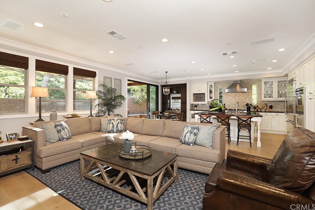 62 Valley Terrace Irvine, CA 92603 - Photo 14 of 29