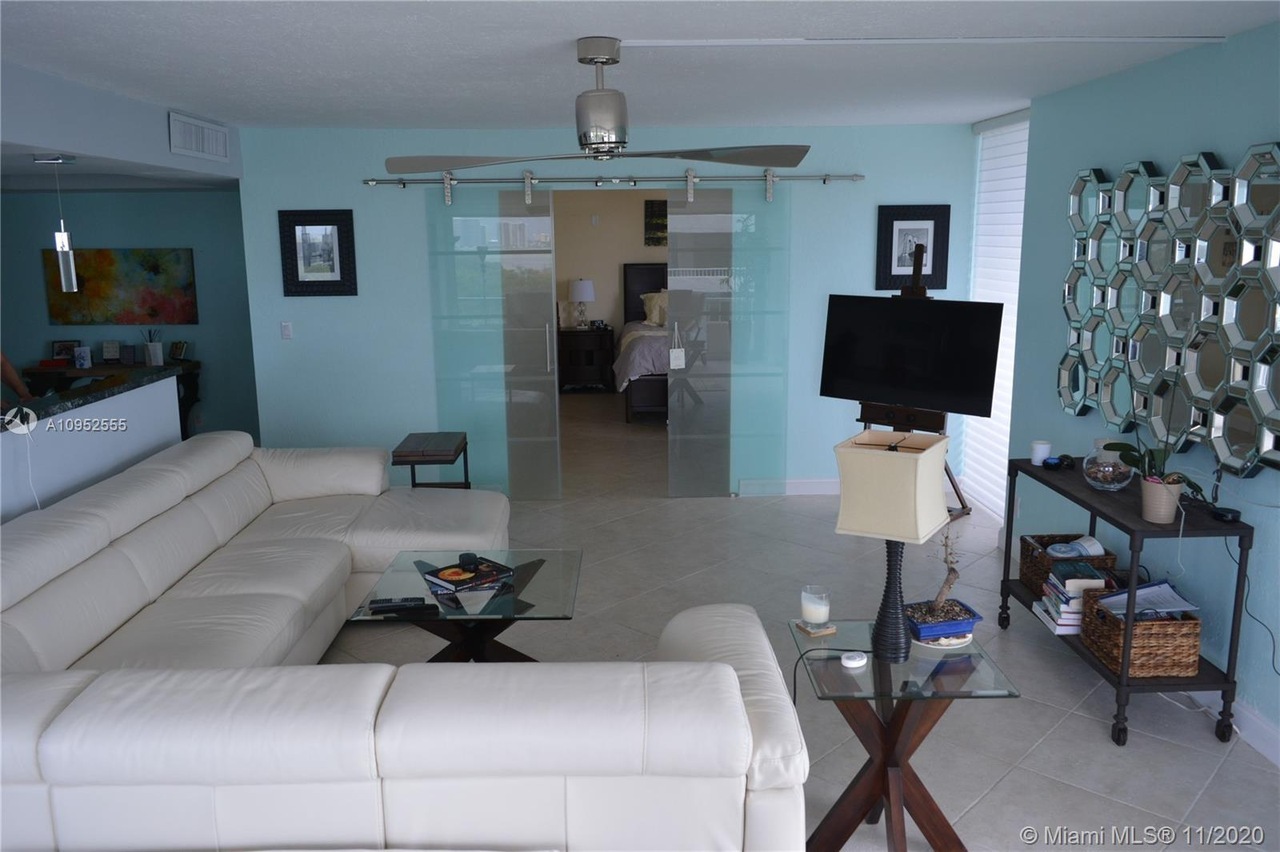 5540 North Ocean Drive, Unit 5D Riviera Beach, FL 33404 - Photo 2 of 23
