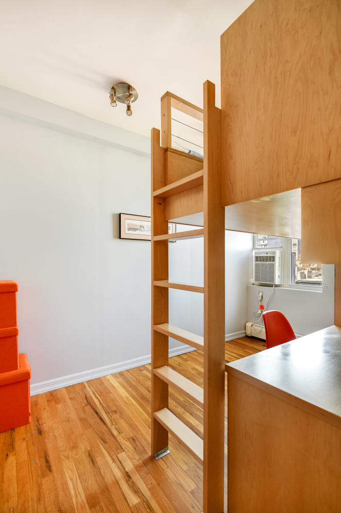 247 8th Street, Unit 4R Brooklyn, NY 11215 - Photo 8 of 12